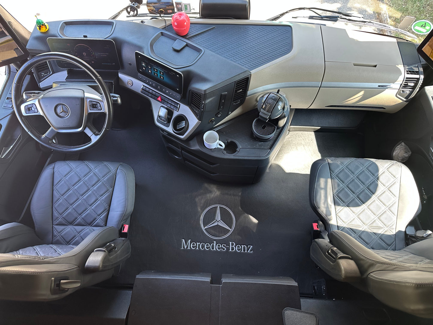 GREY Floor Mat Matched With MERCEDES ACTROS MP4/MP5