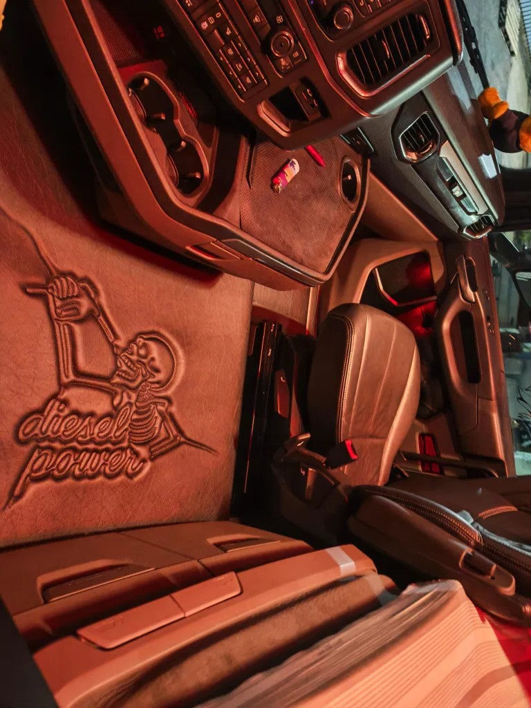 ČRNI tepih primeren za SCANIA NEW GEN R (od 2016)
