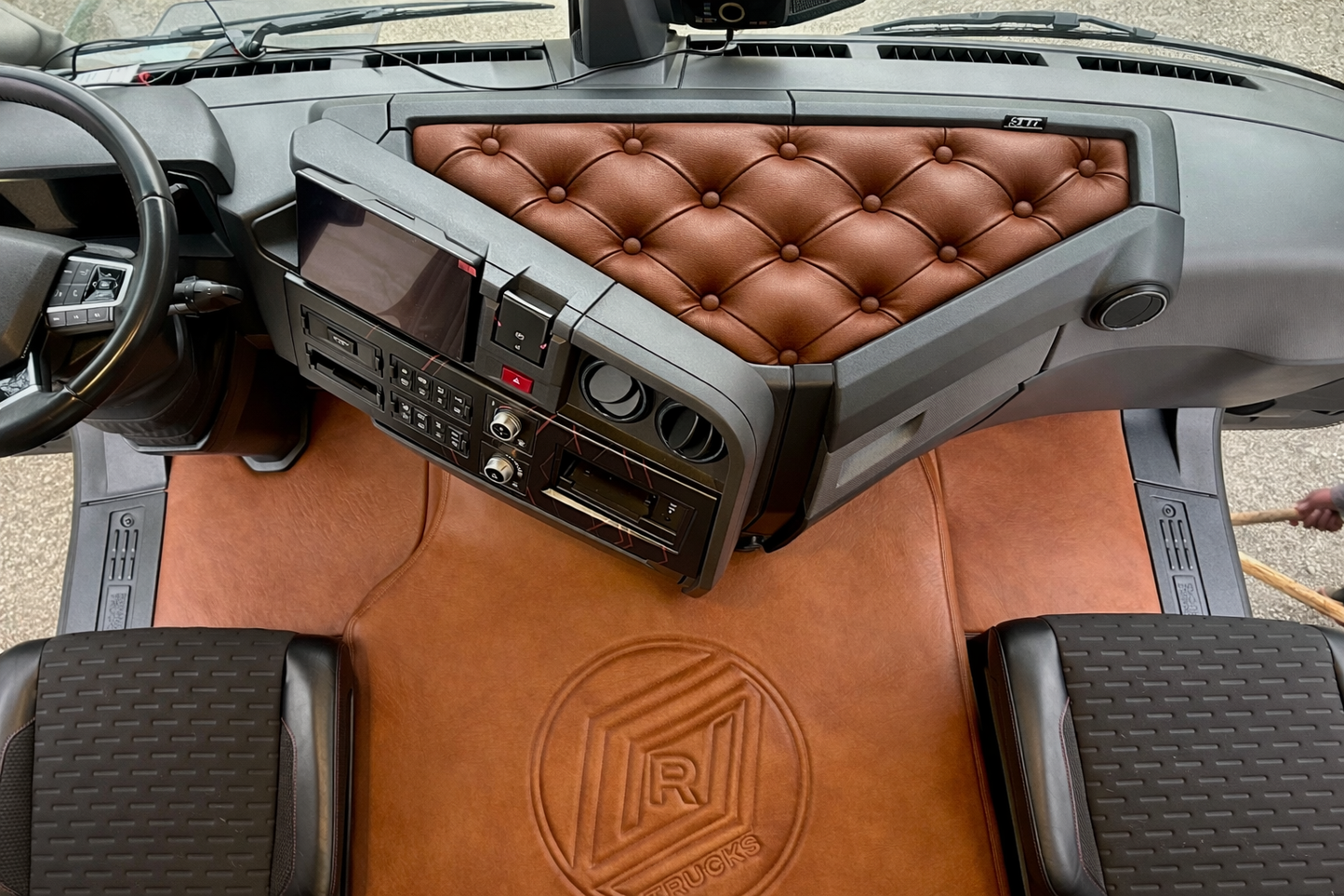 TAPETE ZA VRATA primerne za SCANIA NEW GEN R