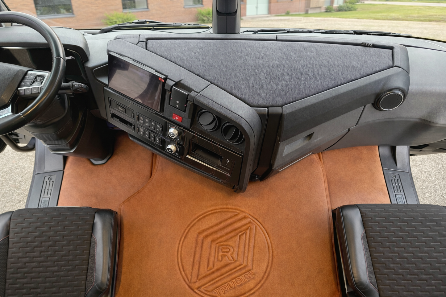 TAPETE ZA VRATA primerne za SCANIA NEW GEN R