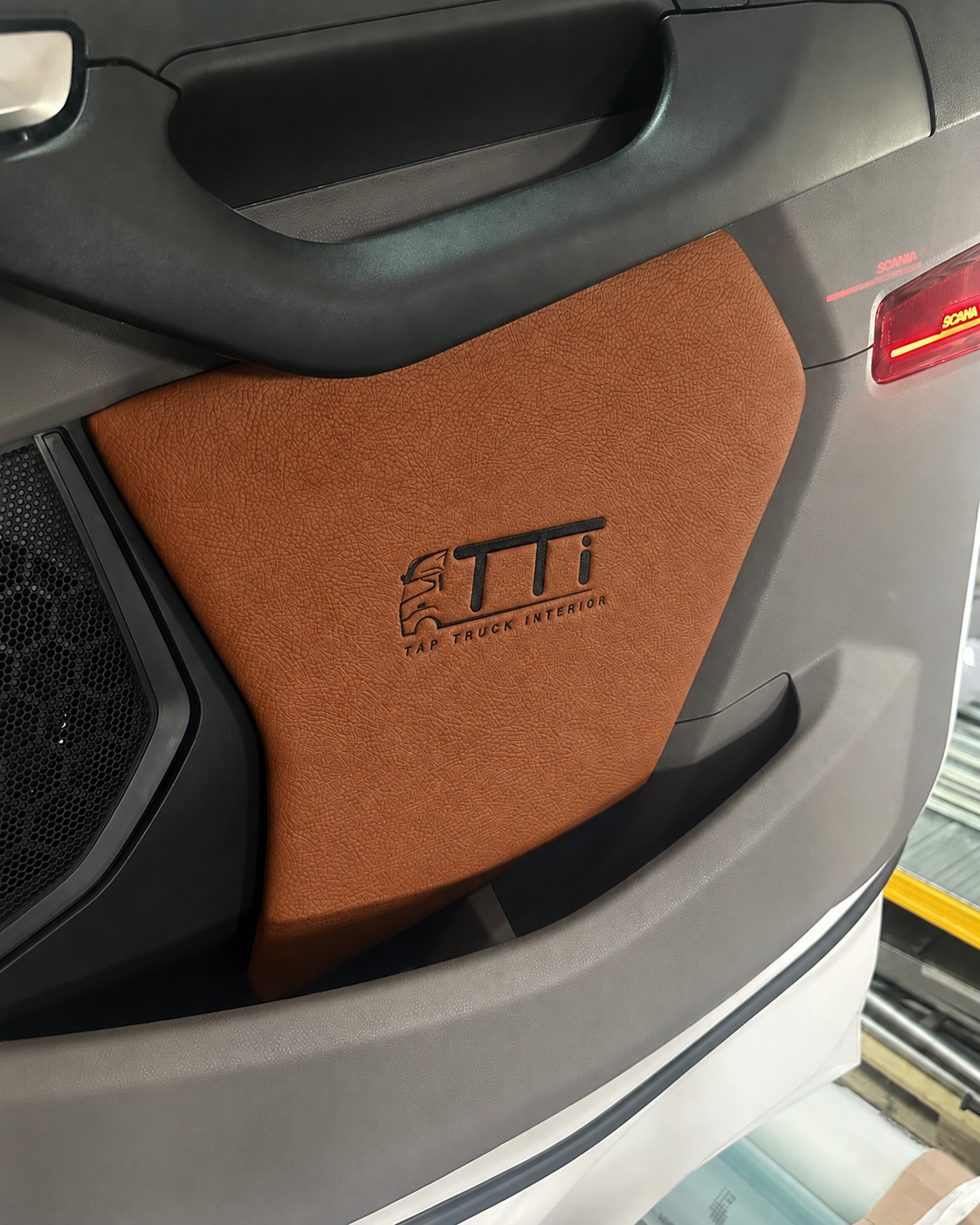 DOOR PANELS Matched With Scania New G S