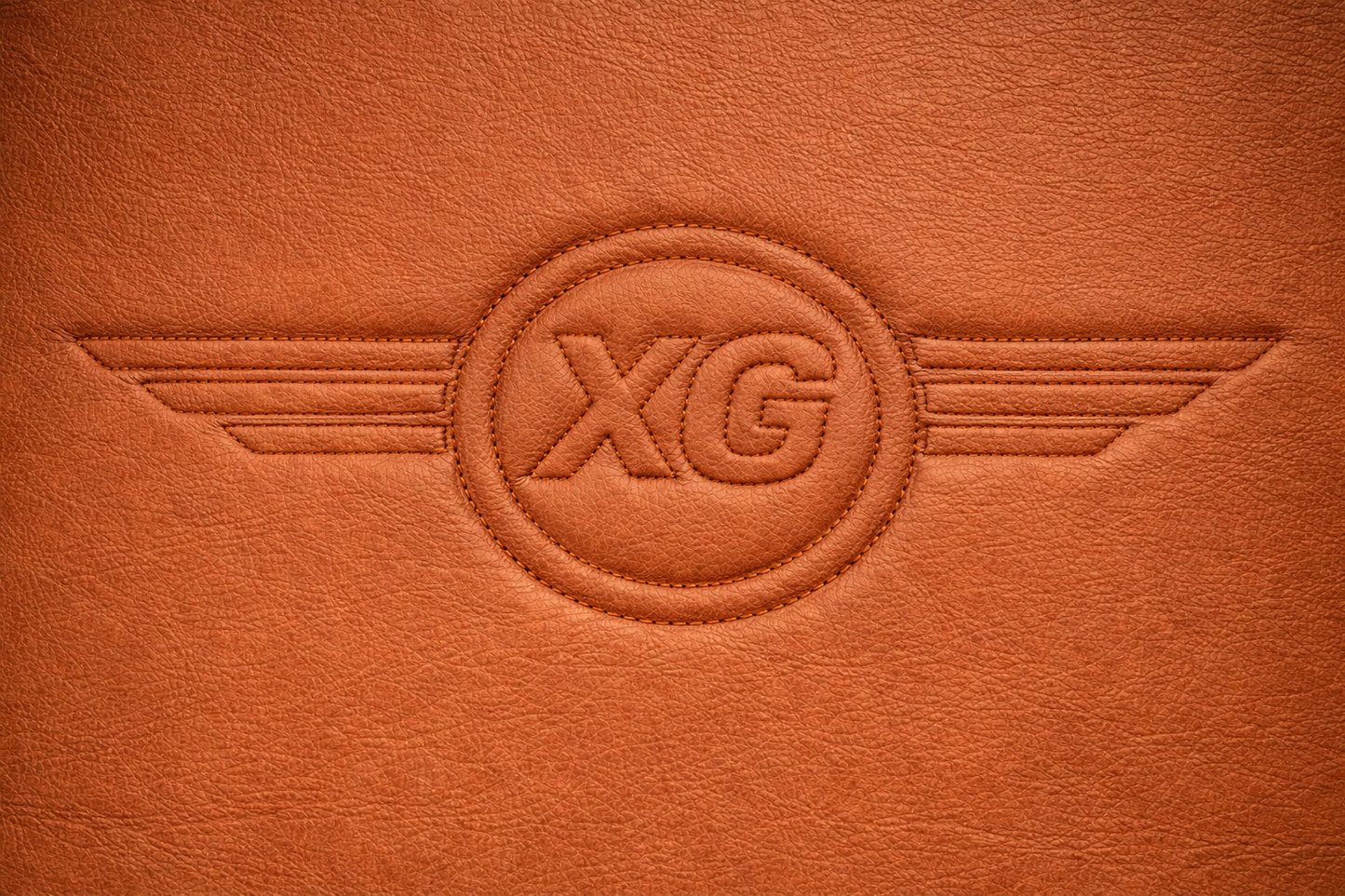 QUILTED LOGO: Daf XG Wings