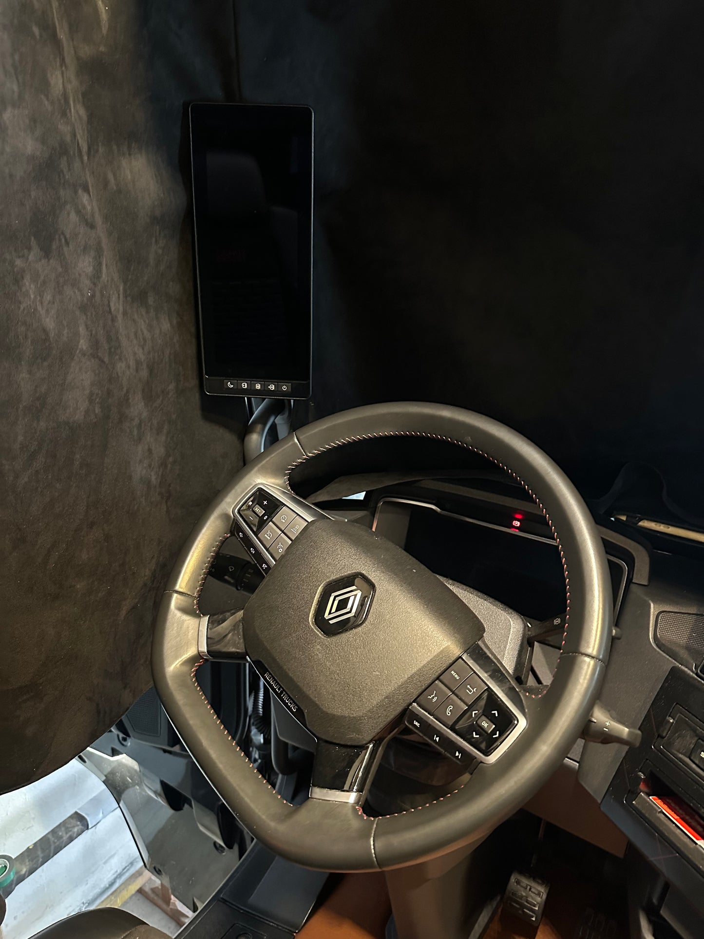 OPTIVIEW Type Curtains – Renault T-High - Alcantara