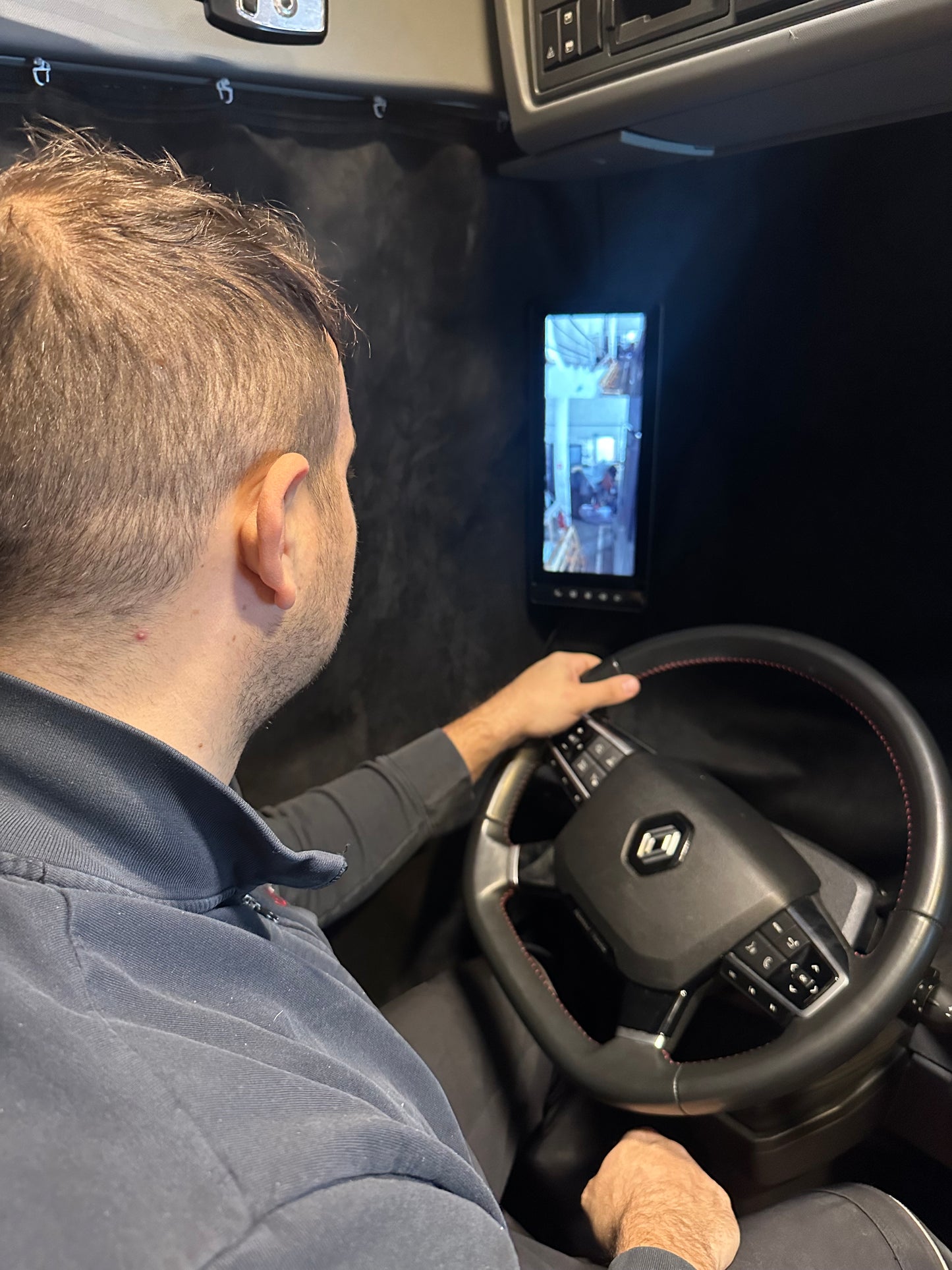 OPTIVIEW Type Curtains – Renault T-High - Alcantara