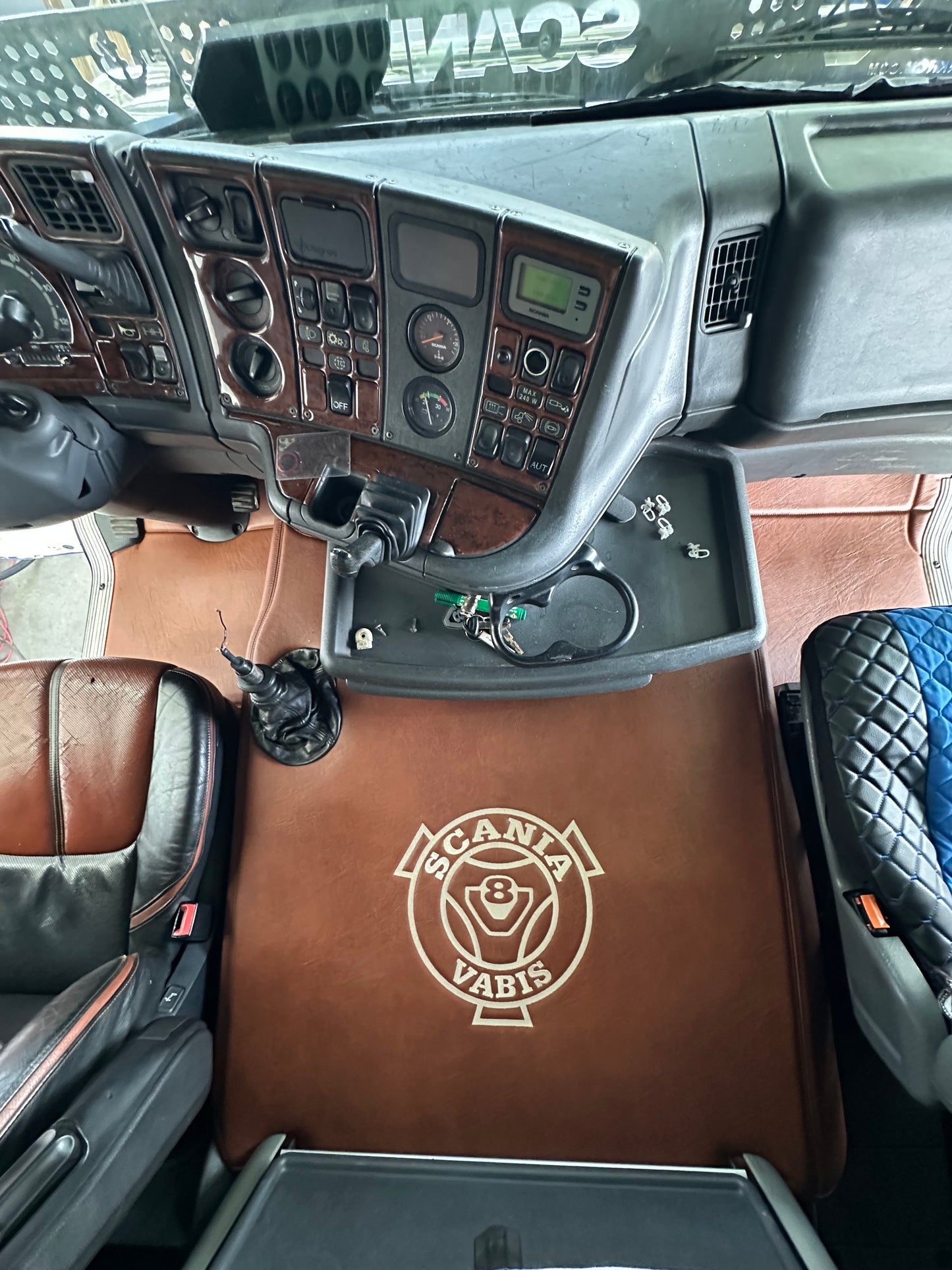 Floor Mat Matched With SCANIA SERIE 4 164
